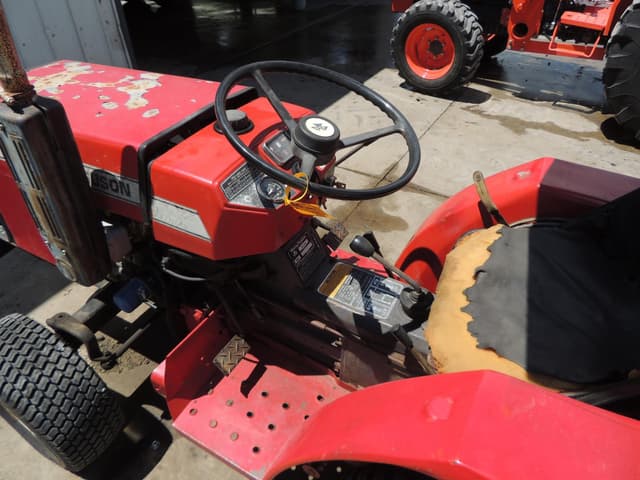Image of Massey Ferguson 1010 equipment image 4