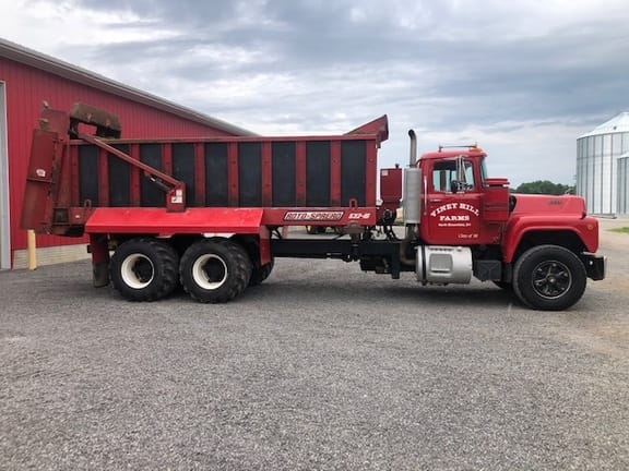 Main image Mack R Series