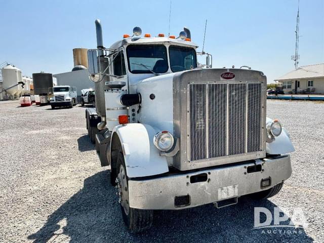 Image of Peterbilt 359 equipment image 3