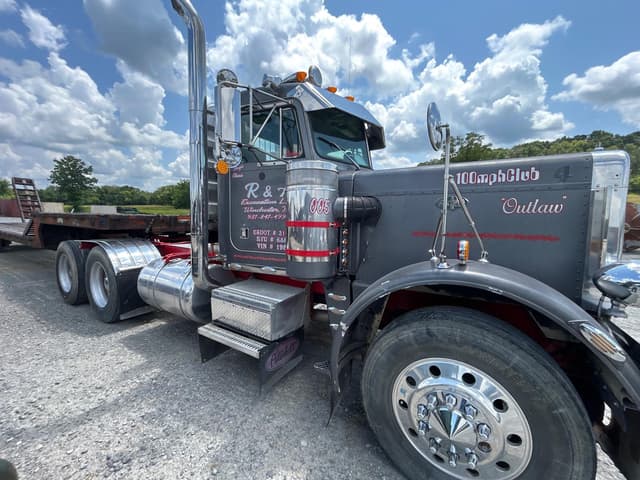 Image of Peterbilt 359 equipment image 3