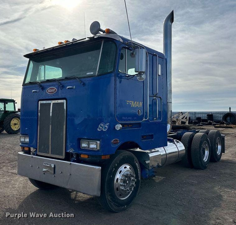 Main image Peterbilt 362