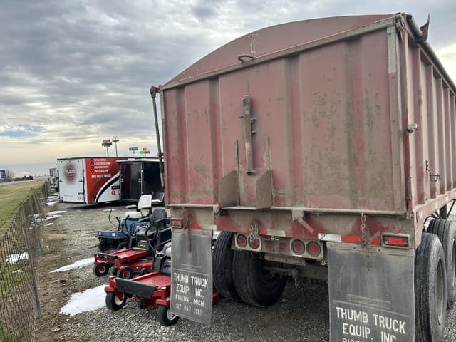 Image of Thumb Thumb equipment image 4