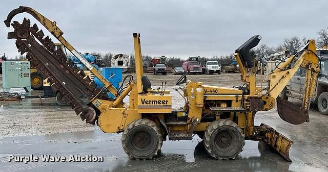 Image of Vermeer V-440 equipment image 3