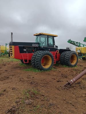 1986 Versatile 856 Image