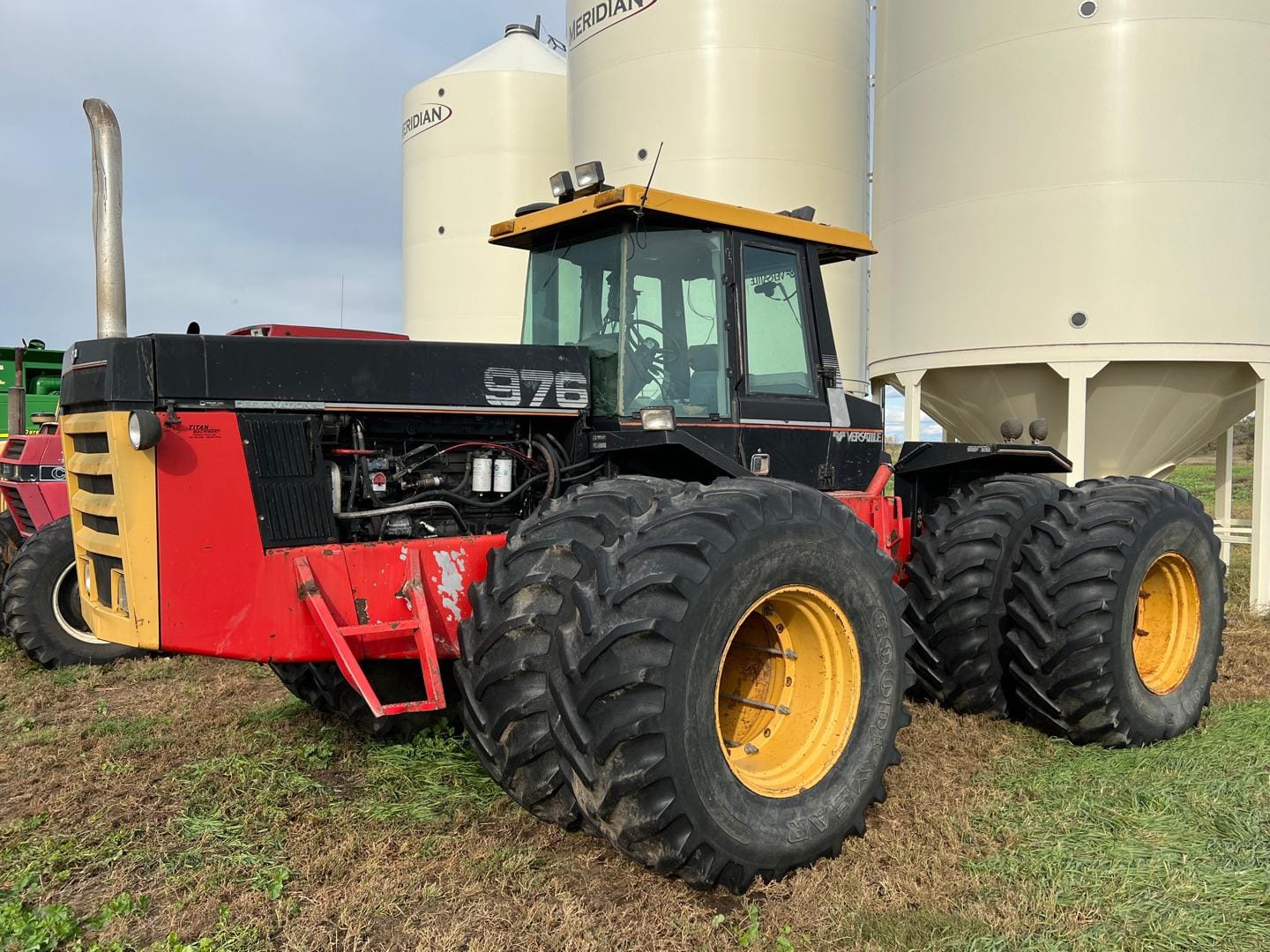 Main image Versatile 976