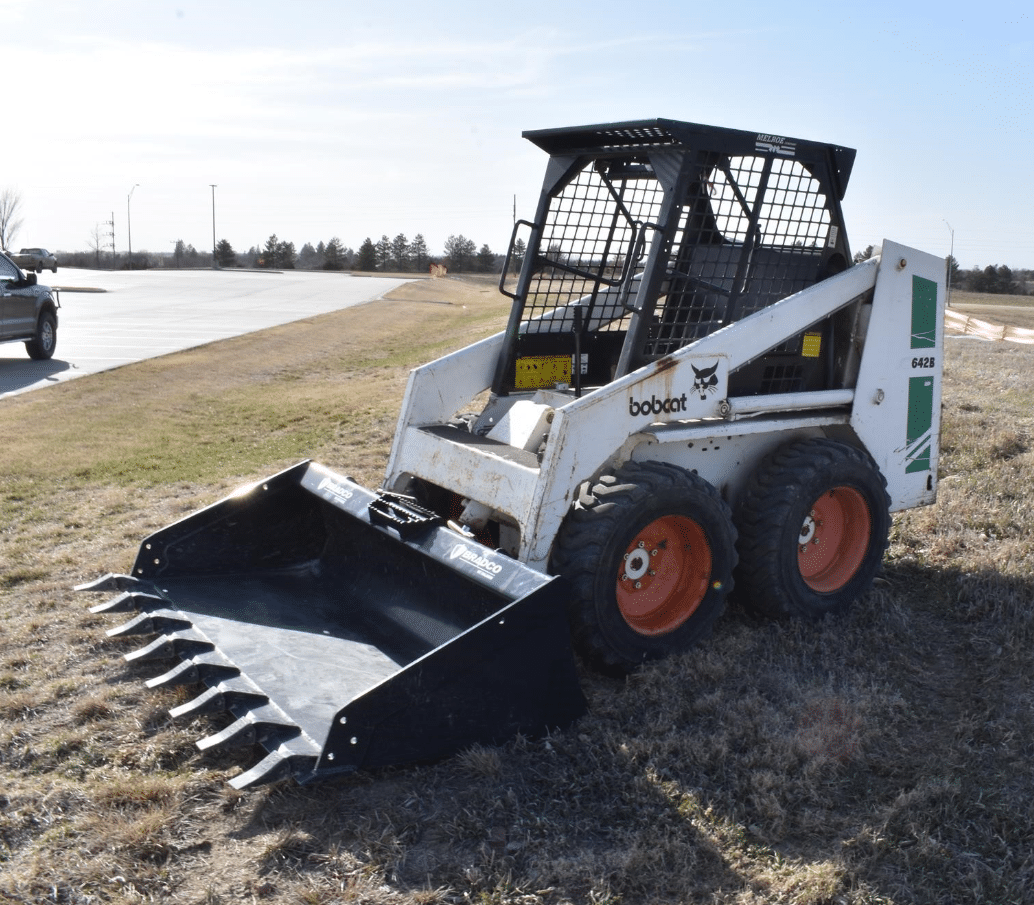 1987 Bobcat 642B Construction Skid Steers for Sale Tractor Zoom