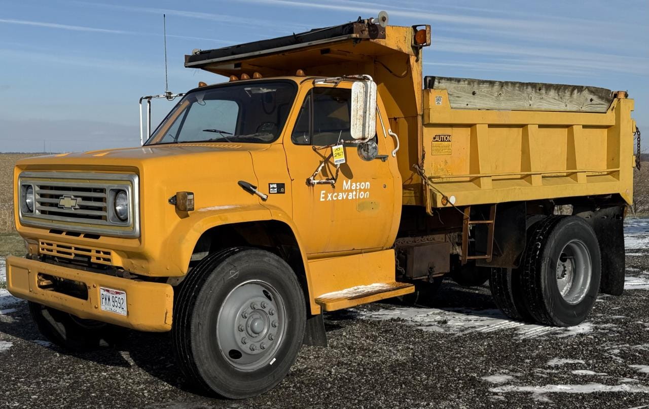 1987 Chevrolet C8500 Equipment Image0