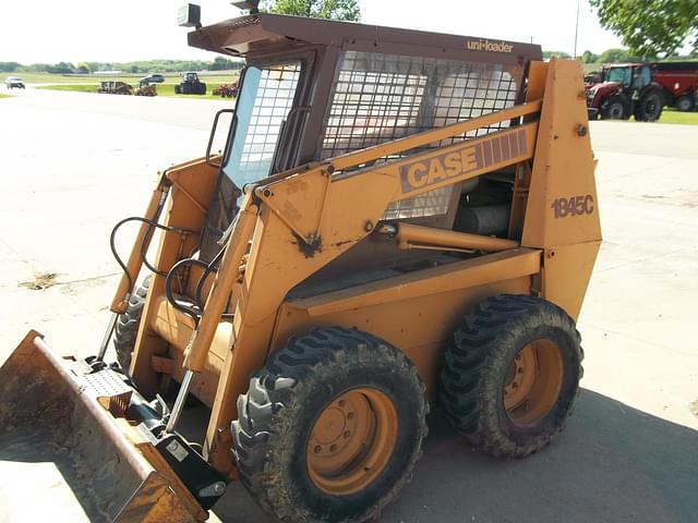 Image of Case 1845C equipment image 3