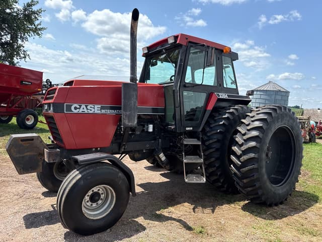 Image of Case IH 2394 equipment image 1