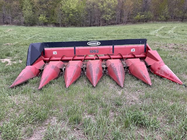Image of Case IH 1063 equipment image 1