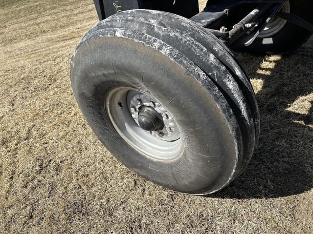 Image of Case IH 2294 equipment image 2