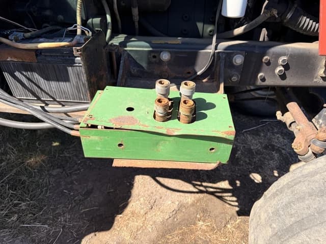 Image of Case IH 2096 equipment image 4