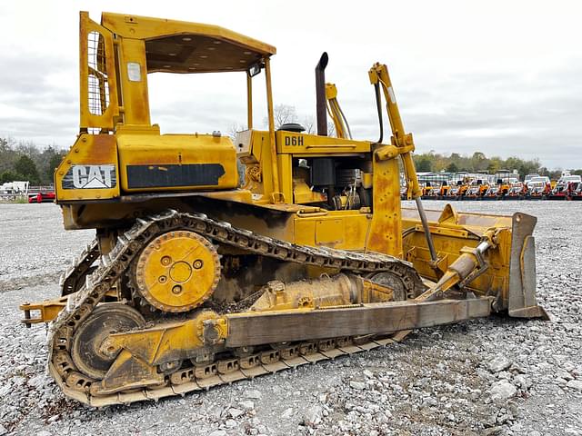 Image of Caterpillar D6H equipment image 2