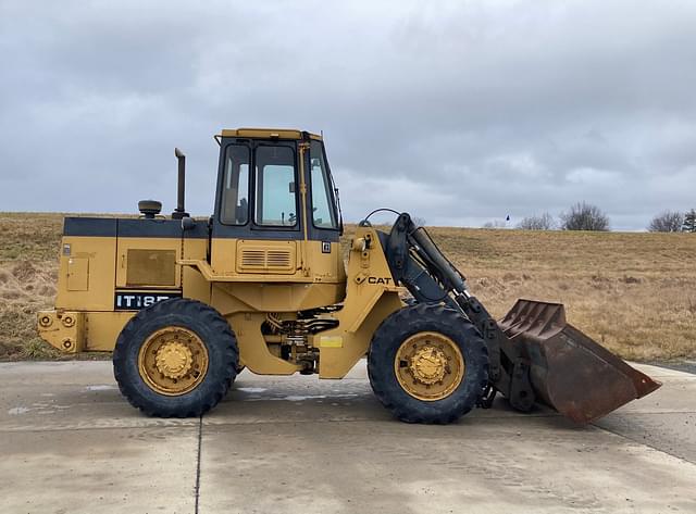 Image of Caterpillar IT18B equipment image 1