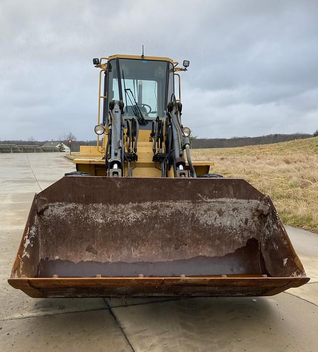 Image of Caterpillar IT18B equipment image 3