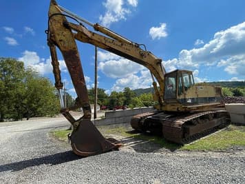 Main image Caterpillar 235