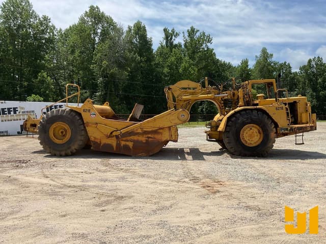 Image of Caterpillar 621E equipment image 3