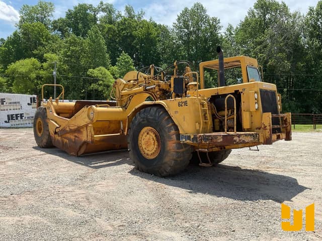 Image of Caterpillar 621E equipment image 2
