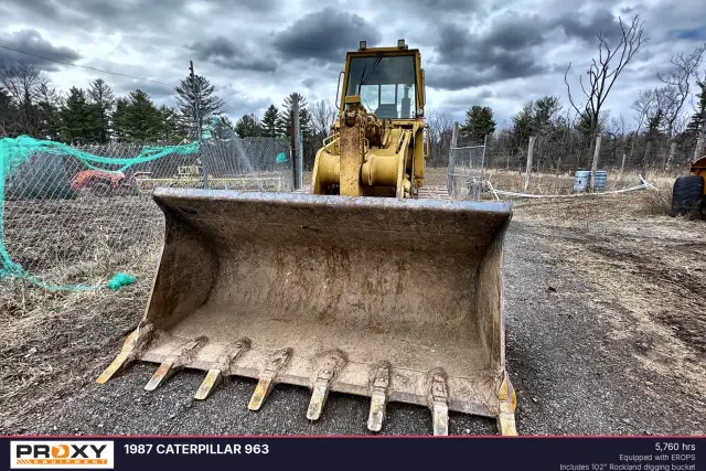 Image of Caterpillar 963 equipment image 2