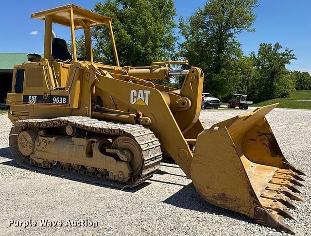 Image of Caterpillar 963B equipment image 2