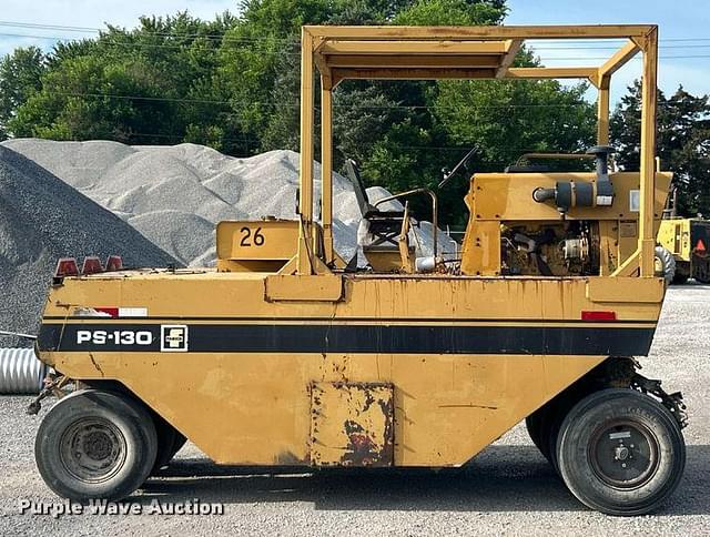 Image of Caterpillar PS130 equipment image 3