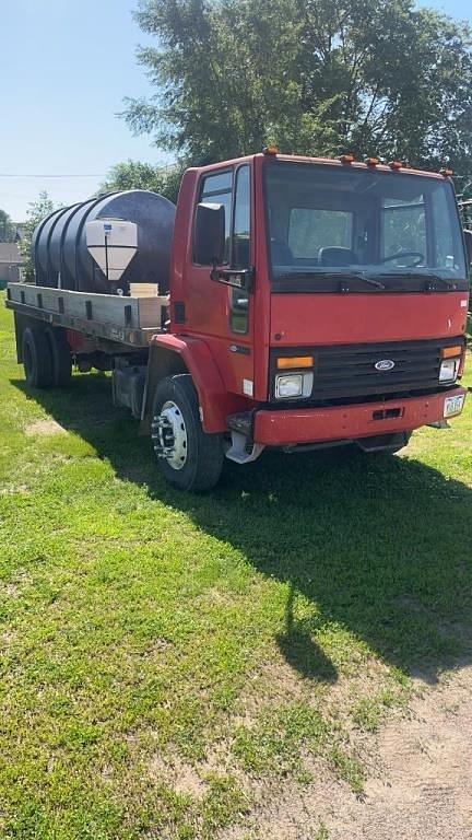 Image of Ford CF7000 equipment image 1