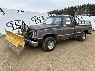 1987 Chevrolet C10 Equipment Image0