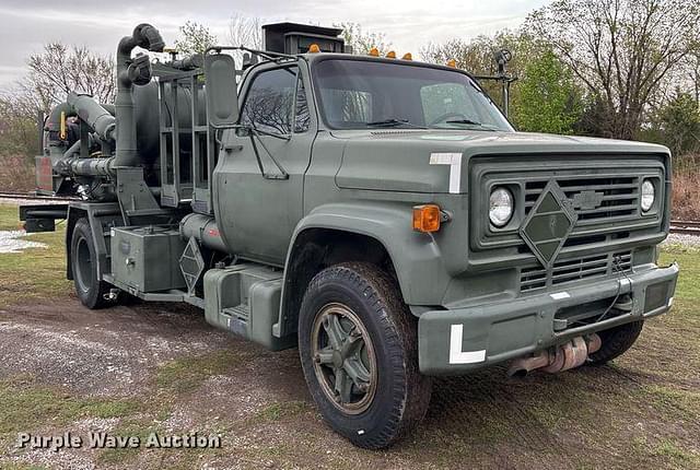 Image of Chevrolet C6500 equipment image 2
