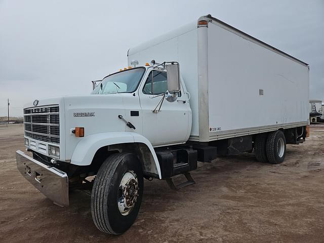 Image of Chevrolet C7 equipment image 2