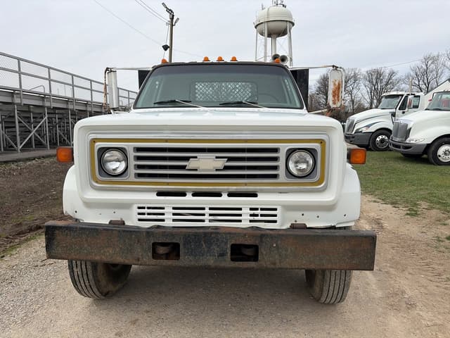 Image of Chevrolet C70 equipment image 1