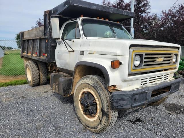Image of Chevrolet C70 equipment image 1