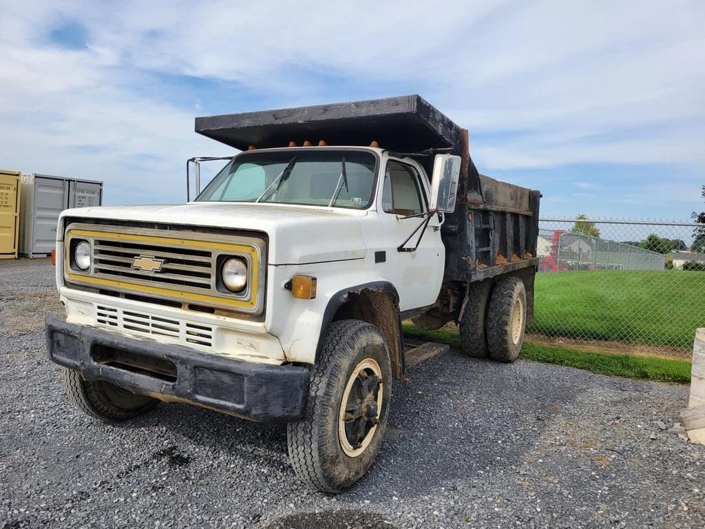 1987 Chevrolet C70 Equipment Image0