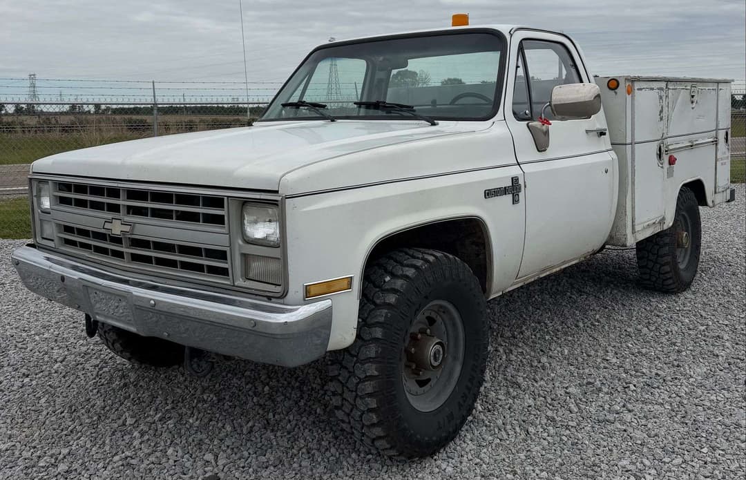 Image of Chevrolet Custom Deluxe 20 Primary image