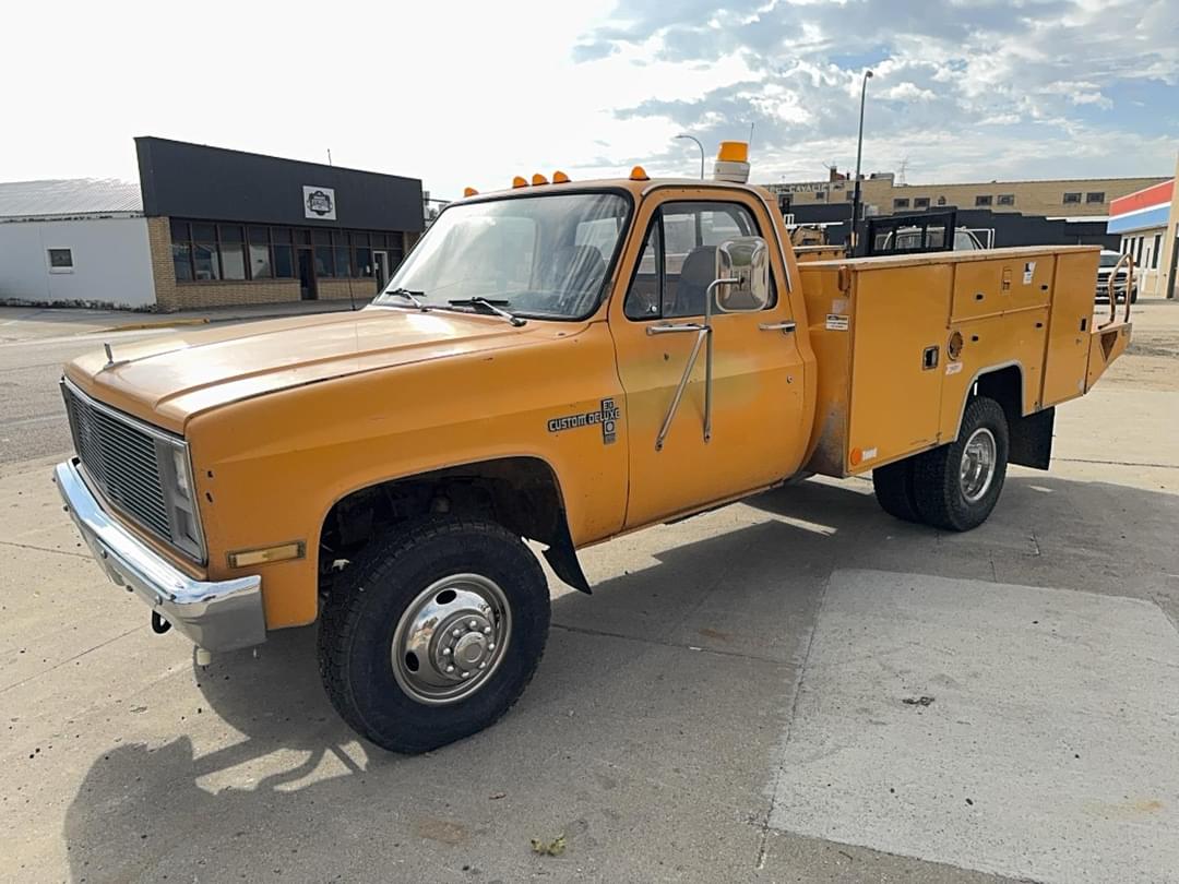 Image of Chevrolet C30 Primary image