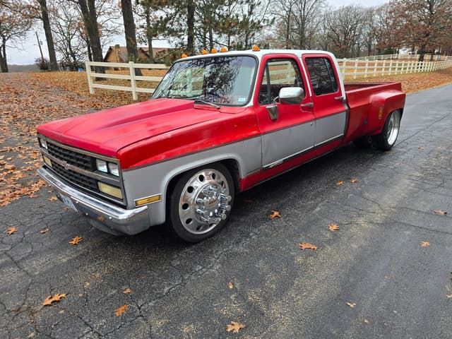 Image of Chevrolet 1500 equipment image 3