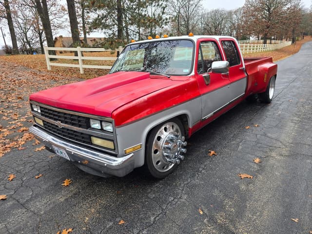 Image of Chevrolet 1500 equipment image 2