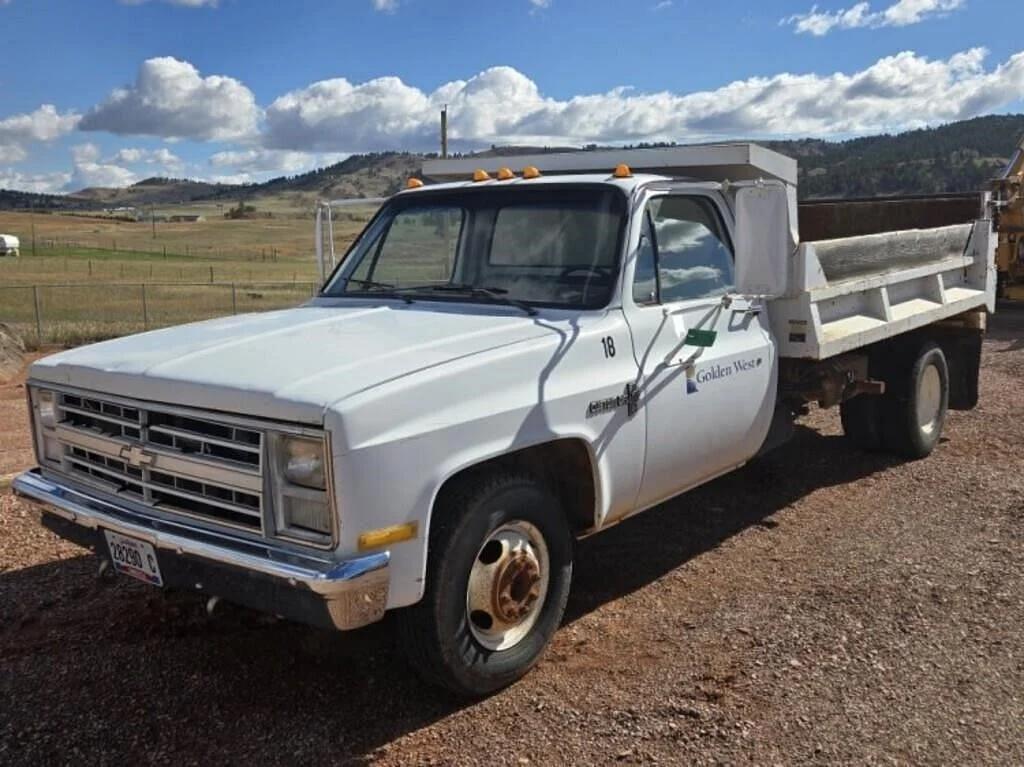 Image of Chevrolet C30 Primary image