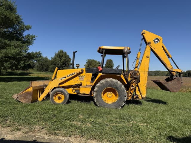 Image of John Deere 410C equipment image 2