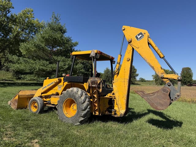 Image of John Deere 410C equipment image 3