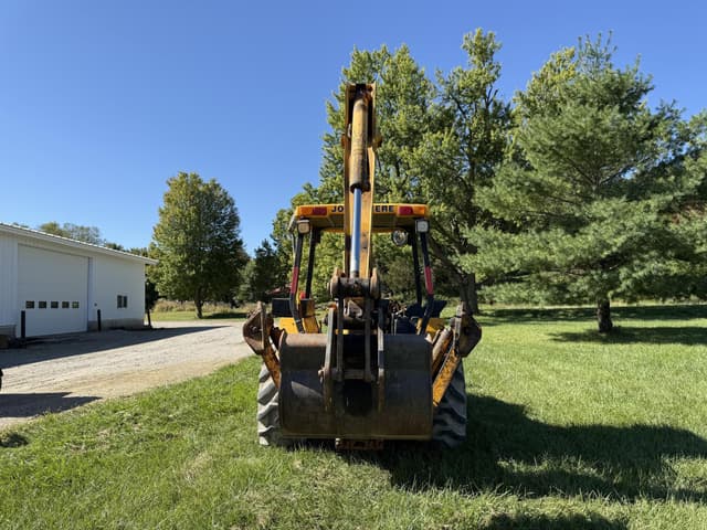 Image of John Deere 410C equipment image 4