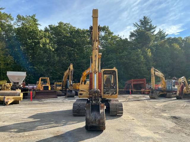 Image of John Deere 490D equipment image 1