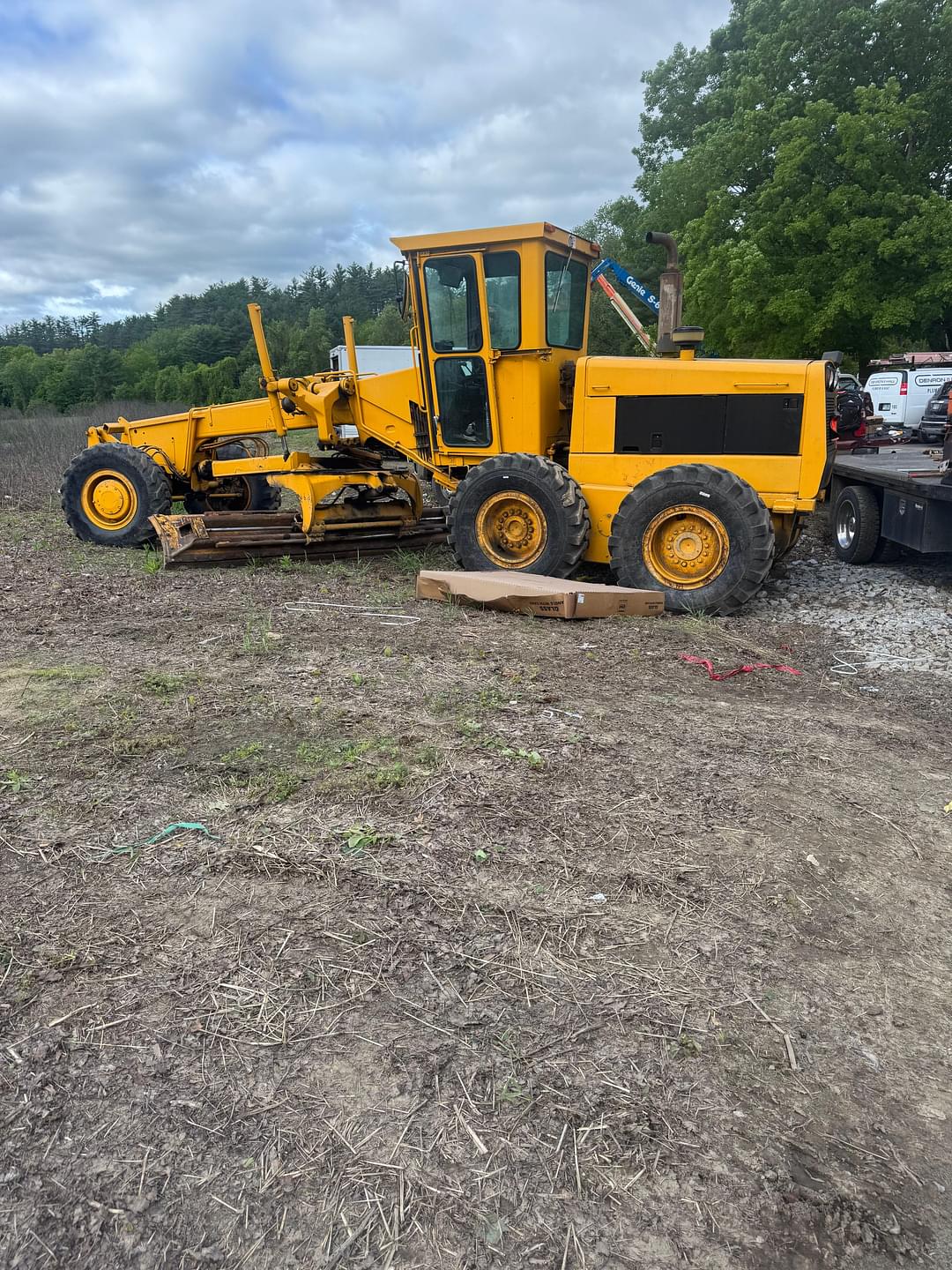 Image of John Deere 672A Primary Image