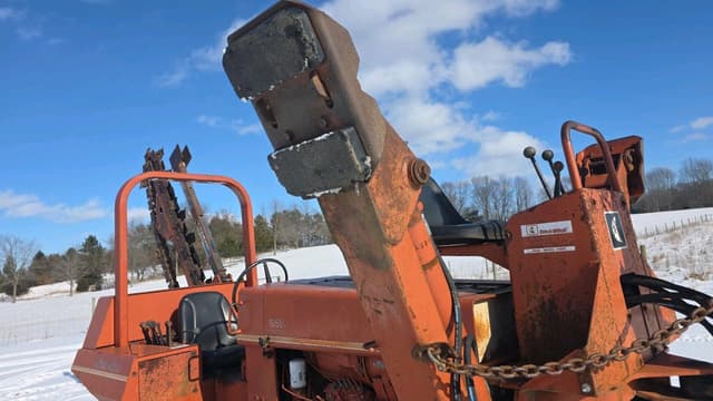 Image of Ditch Witch 6510 equipment image 4