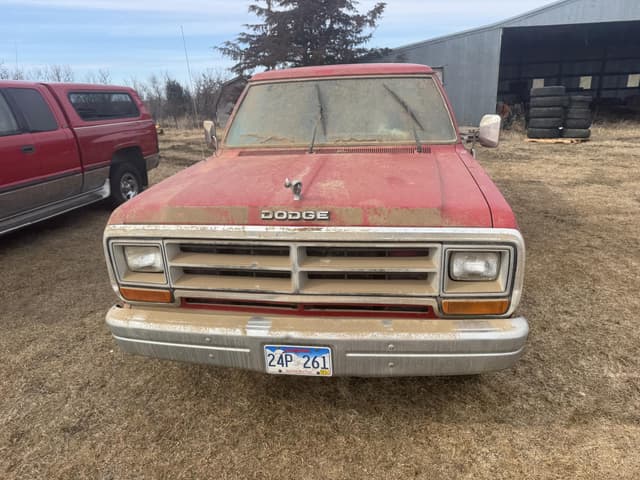 Image of Dodge Ram 150 equipment image 2