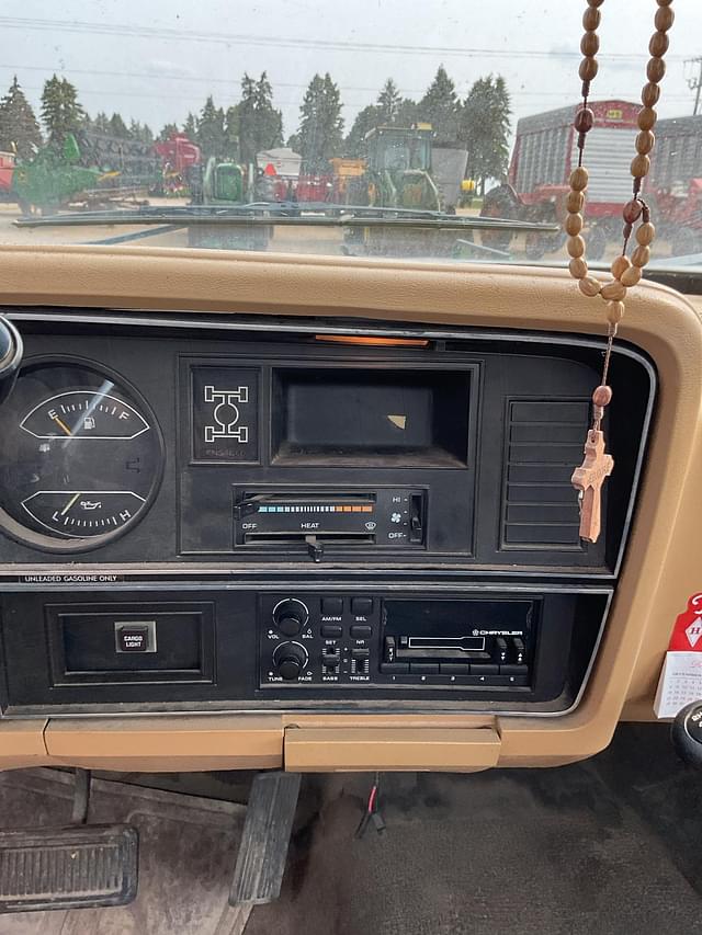 Image of Dodge Ram 1500 equipment image 4