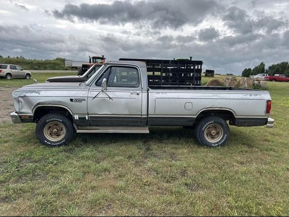 Image of Dodge Ram 150 equipment image 4