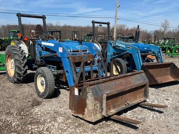 Main image Ford 2910