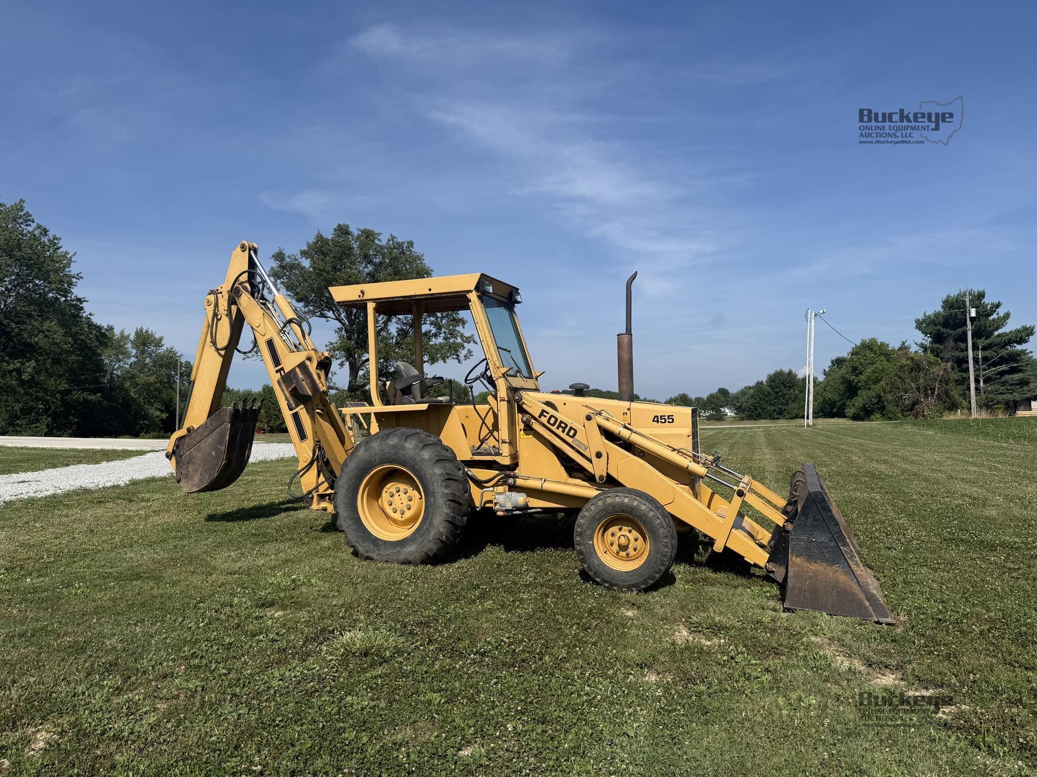 1987 Ford 455 Equipment Image0
