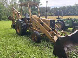 1987 Ford 555B Image