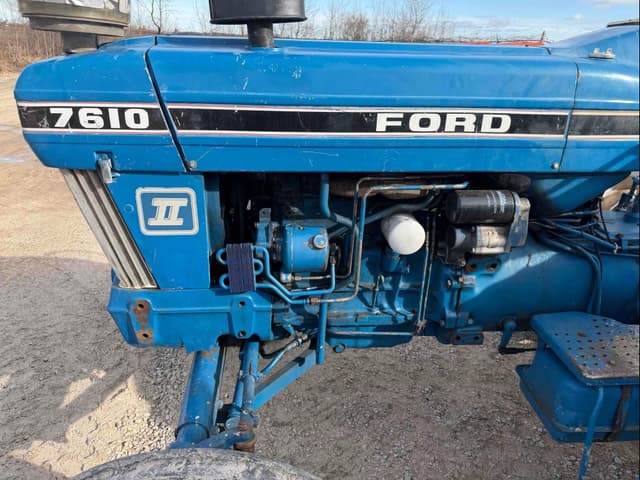 Image of Ford 7610 equipment image 3